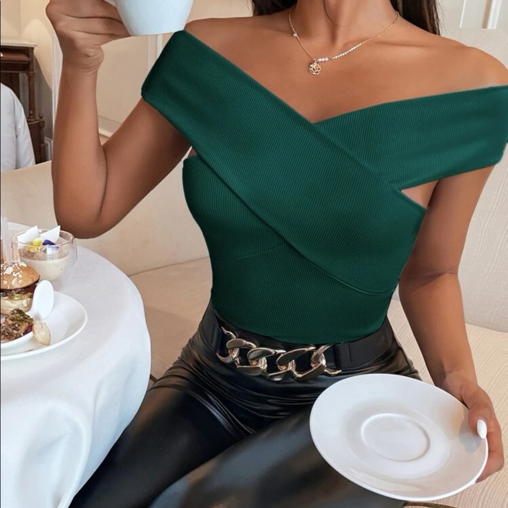 Boho green ribbed knit  crisscross top